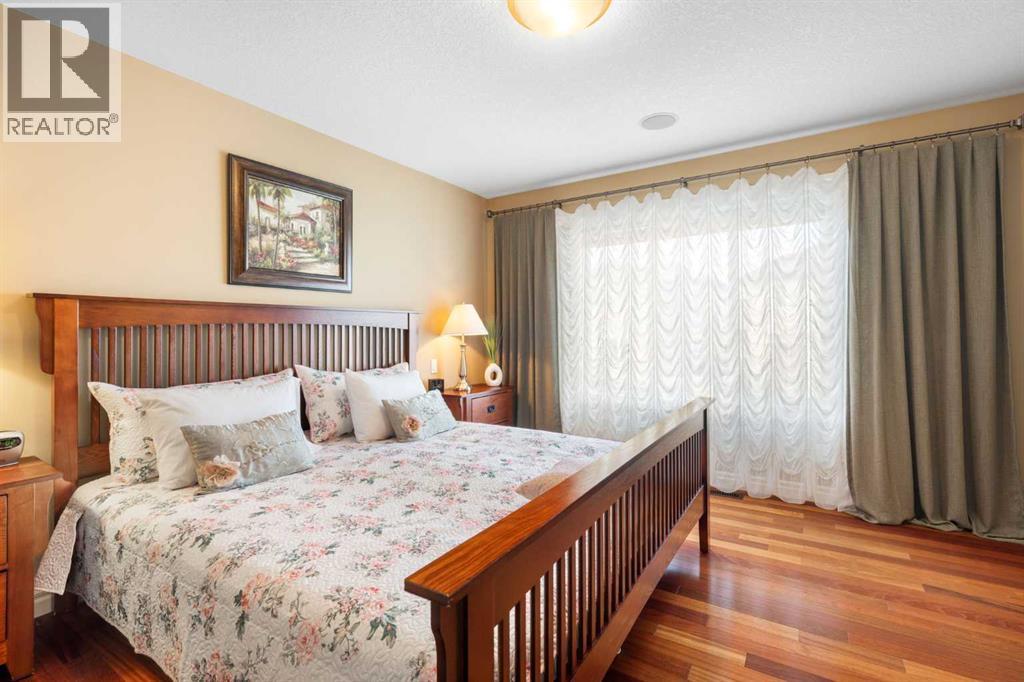 40 Bridleridge Lane Sw, Calgary, Alberta  T2Y 5H6 - Photo 24 - A2296367