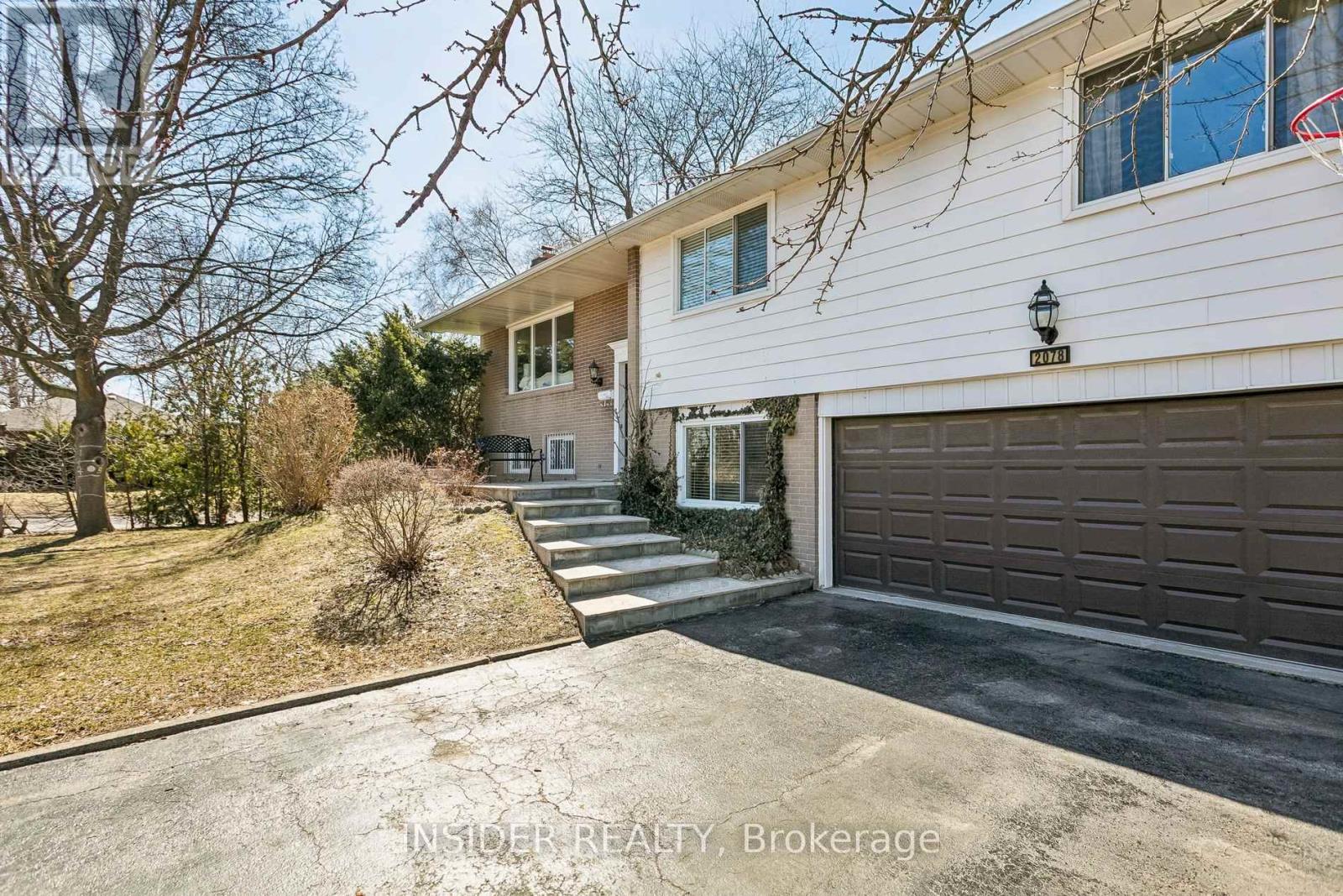 2078 Stanfield Road, Mississauga, Ontario  L4Y 1R5 - Photo 42 - W12814058