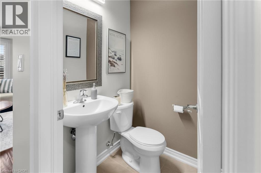 5848 Osprey Avenue, Niagara Falls, Ontario  L2H 0G1 - Photo 6 - 40815822