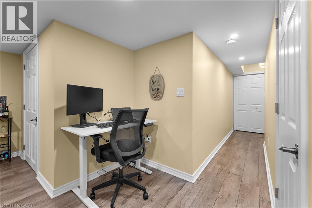 5848 Osprey Avenue, Niagara Falls, Ontario  L2H 0G1 - Photo 33 - 40815822