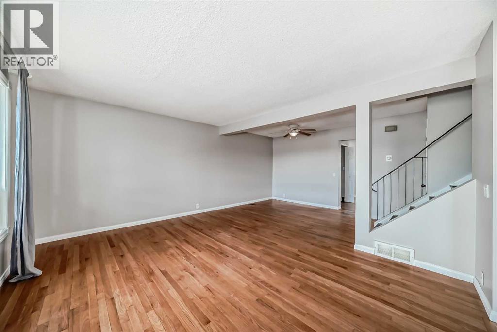 24 Abergale Way NE, Calgary, Alberta  T2A 6H7 - Photo 11 - A2294384