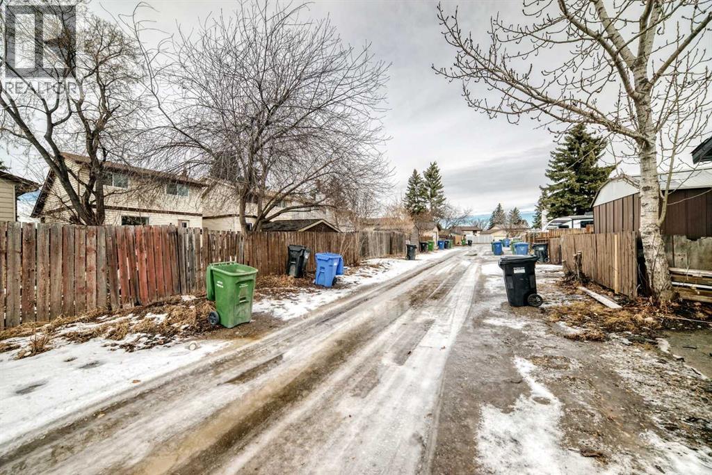 24 Abergale Way NE, Calgary, Alberta  T2A 6H7 - Photo 32 - A2294384