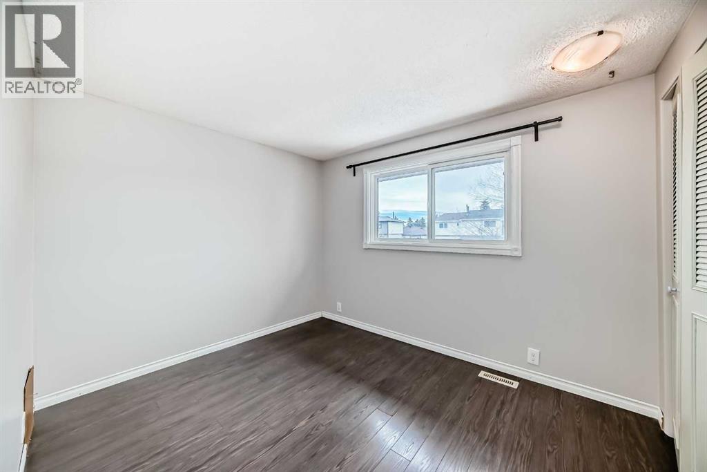 24 Abergale Way NE, Calgary, Alberta  T2A 6H7 - Photo 17 - A2294384