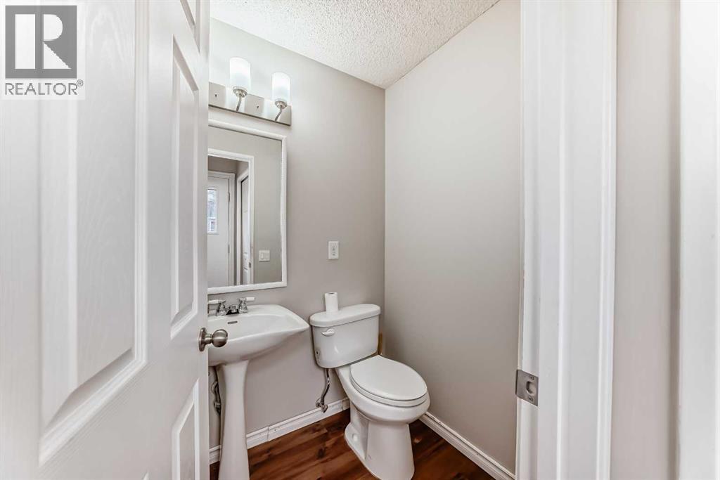 24 Abergale Way NE, Calgary, Alberta  T2A 6H7 - Photo 35 - A2294384