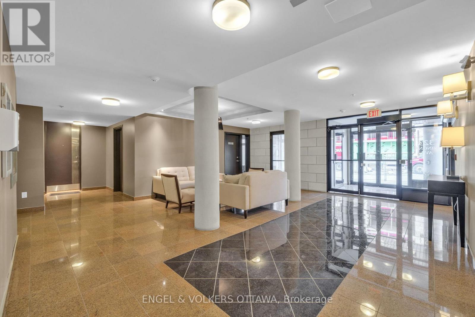 204 - 323 Winona Avenue, Ottawa, Ontario  K1Z 5H3 - Photo 3 - X12932692