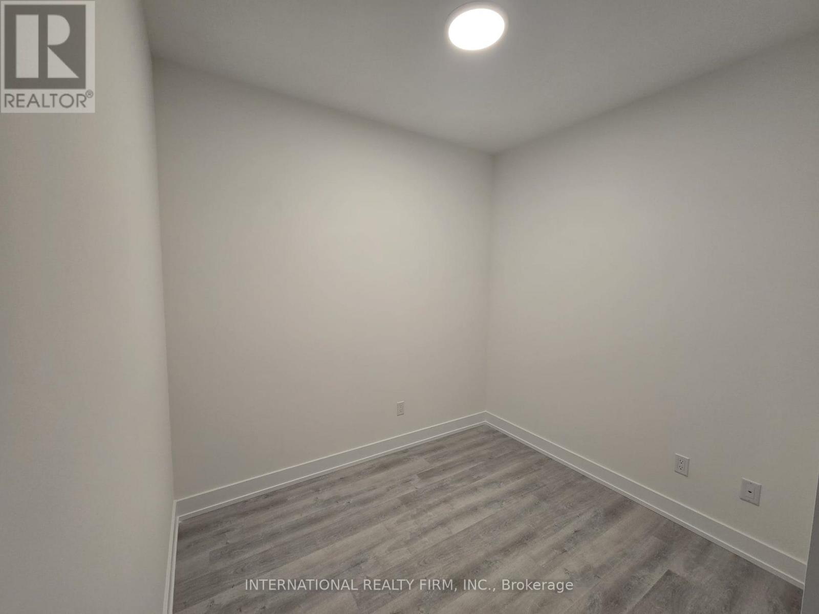 2308 - 60 Central Park Roadway Street, Toronto, Ontario  M9A 0E6 - Photo 21 - W12932690