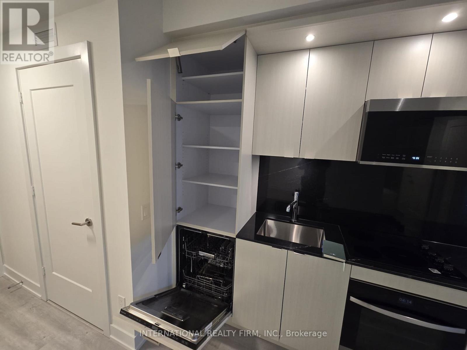 2308 - 60 Central Park Roadway Street, Toronto, Ontario  M9A 0E6 - Photo 22 - W12932690