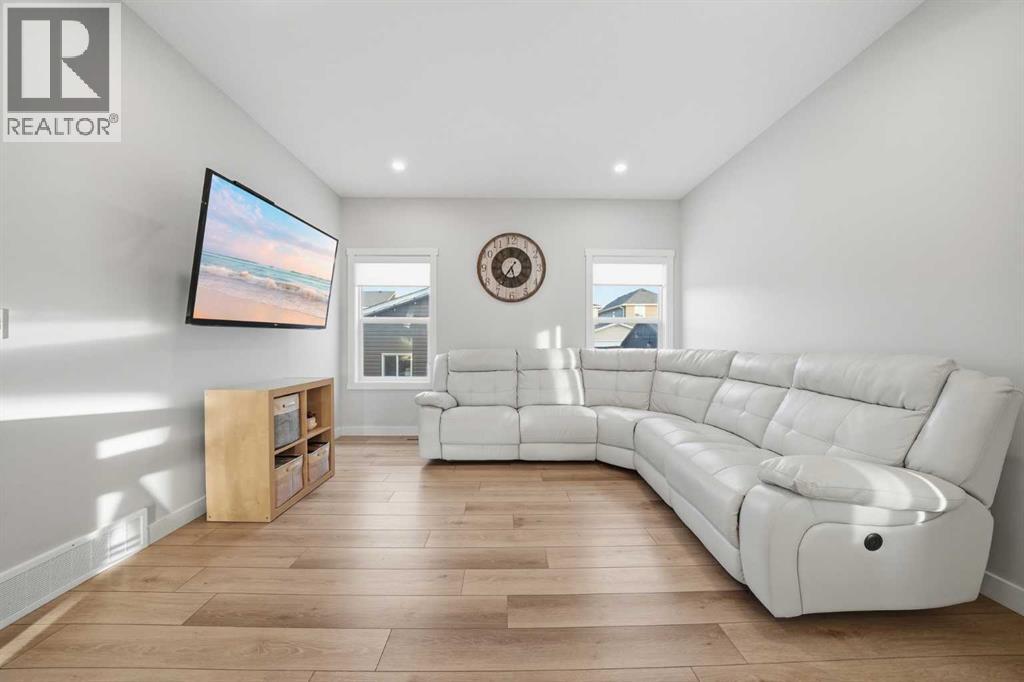 352 Bayview Street Sw, Airdrie, Alberta  T4B 5G3 - Photo 8 - A2291309