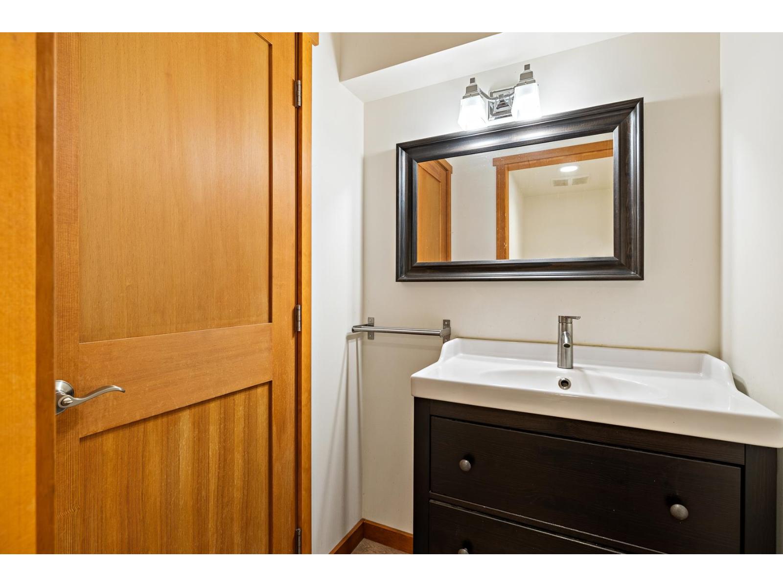 1061 216 Street, Langley, British Columbia  V2Z 1R3 - Photo 14 - R3103974