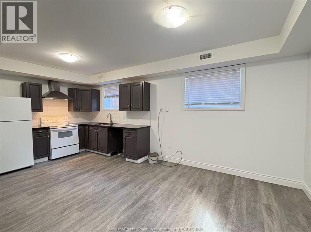 658 Caron Avenue Unit# 2, Windsor, Ontario  N9A 5B6 - Photo 4 - 26006421