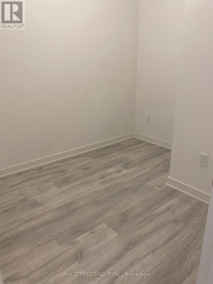 1727 - 70 Princess Street, Toronto, Ontario  M5A 0X6 - Photo 8 - C12932704