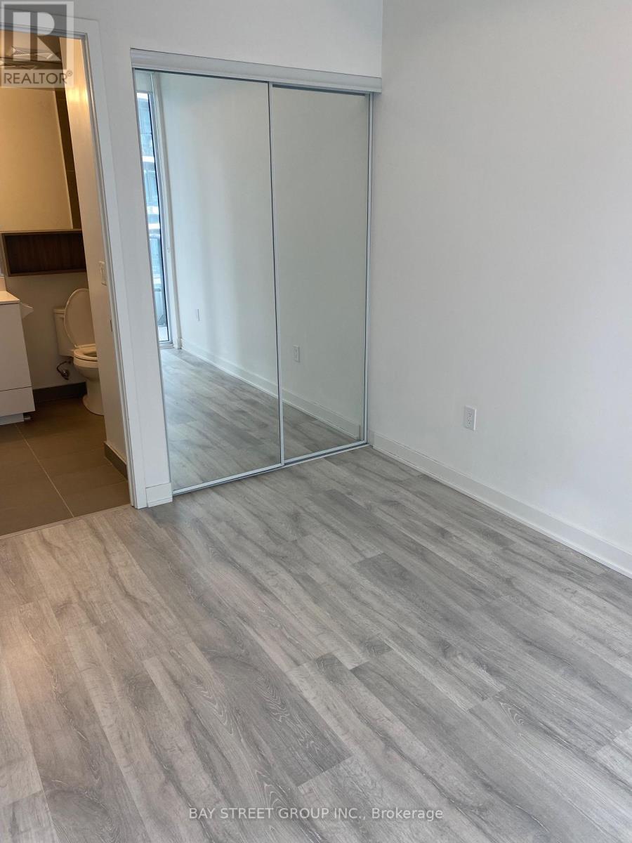 1727 - 70 Princess Street, Toronto, Ontario  M5A 0X6 - Photo 9 - C12932704