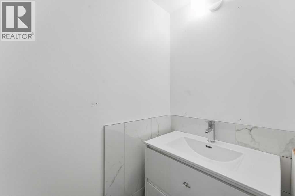 1447 Berkley Drive Nw, Calgary, Alberta  t3k 1t6 - Photo 12 - A2278837