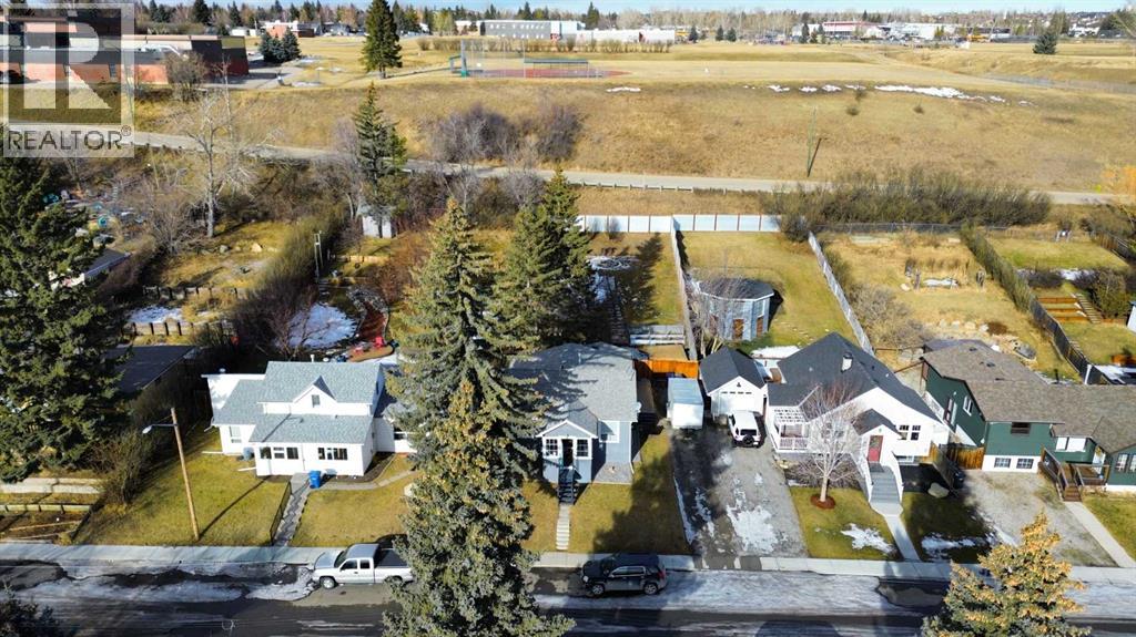 18 Maple Street, Okotoks, Alberta  T1S 1J6 - Photo 4 - A2284740