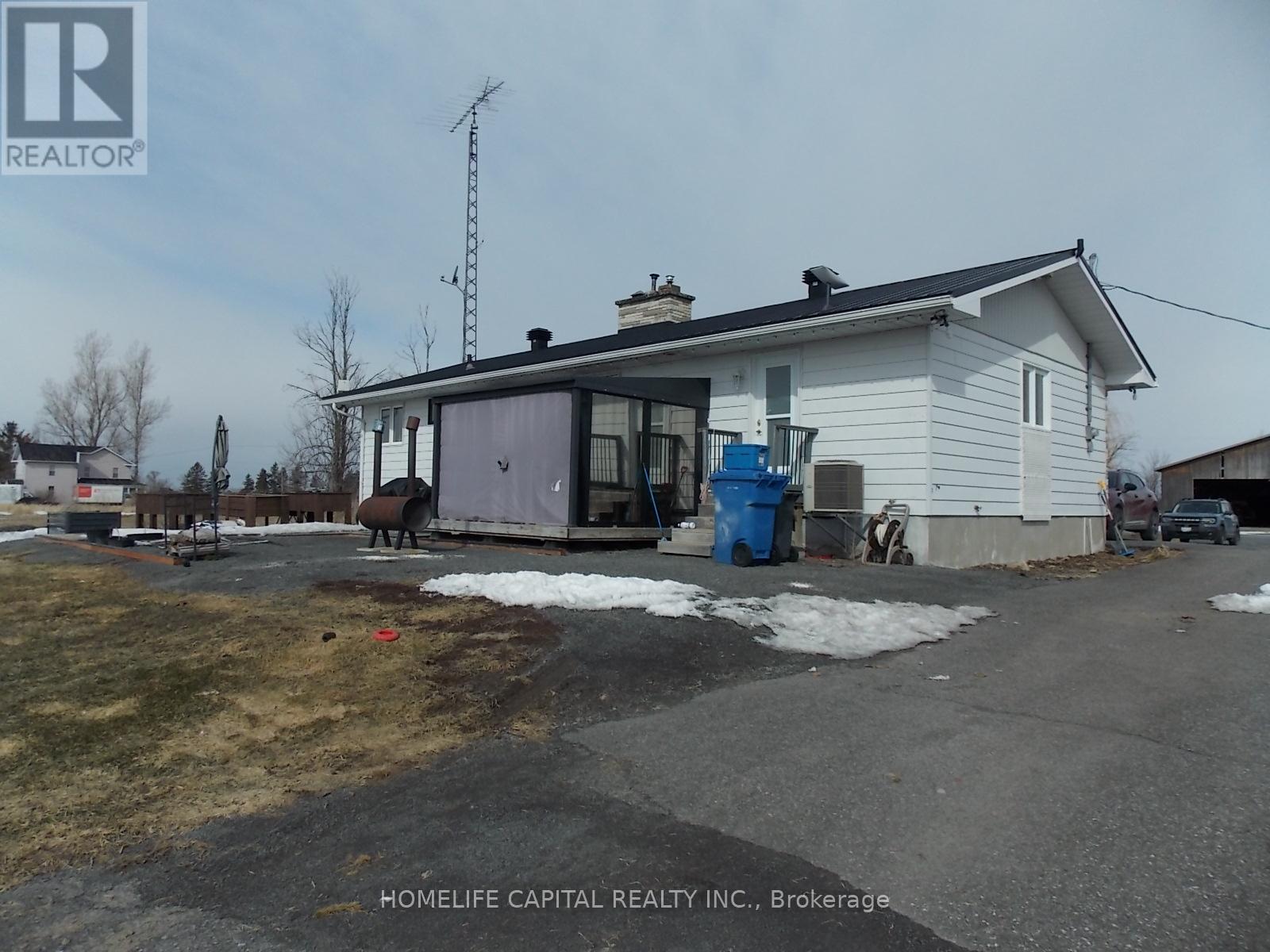 1091 County Rd 15 Road, Alfred And Plantagenet, Ontario  K0B 1A0 - Photo 33 - X12932702