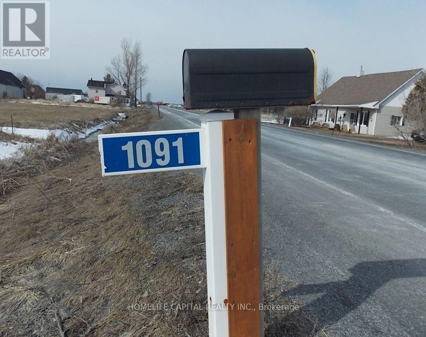 1091 County Rd 15 Road, Alfred And Plantagenet, Ontario  K0B 1A0 - Photo 39 - X12932702