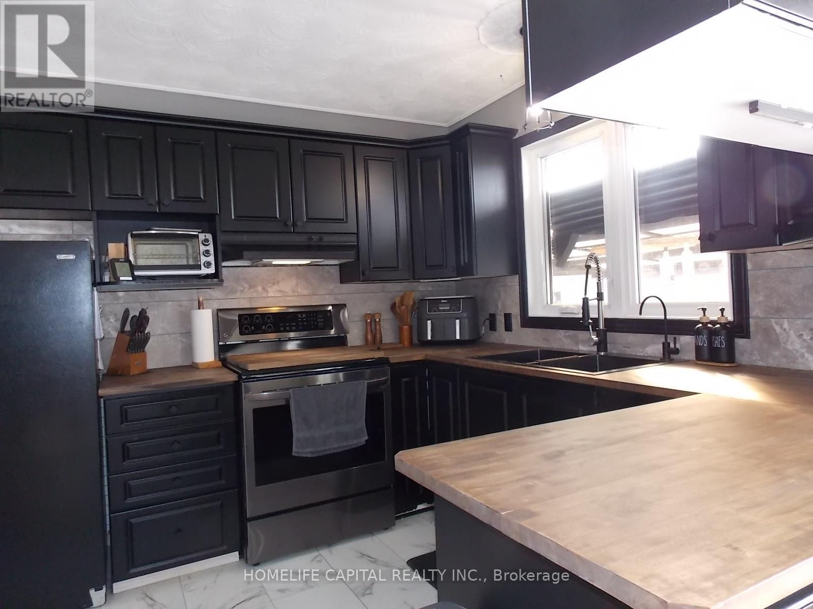 1091 County Rd 15 Road, Alfred And Plantagenet, Ontario  K0B 1A0 - Photo 9 - X12932702