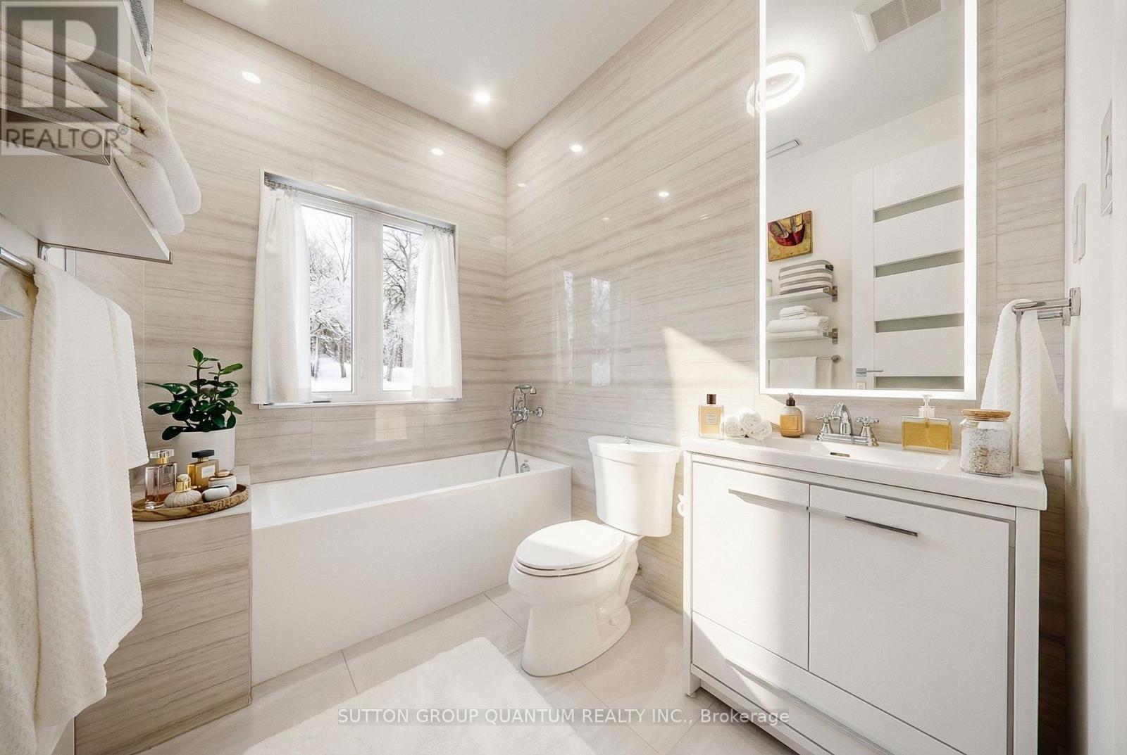 700 Hillcrest Road, Pickering, Ontario  L1W 2P1 - Photo 27 - E12810256