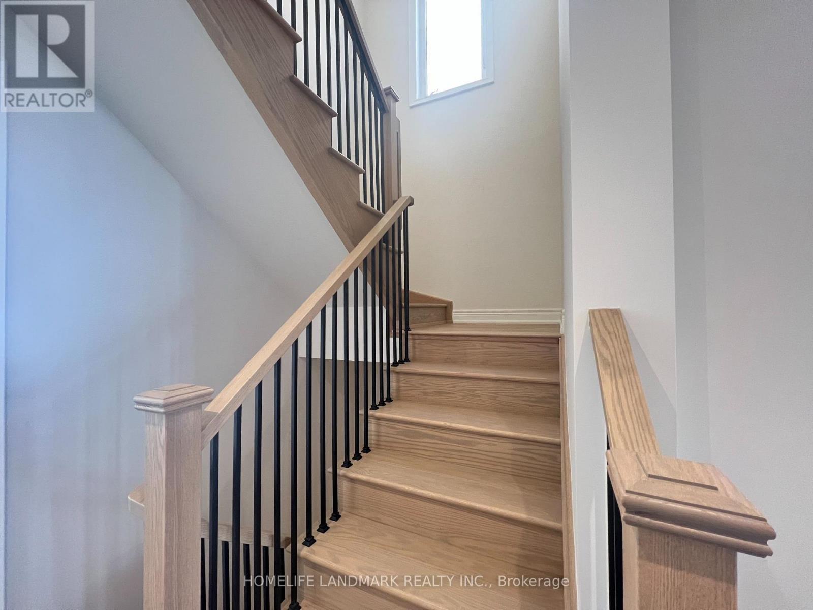 2808 Tippett Mews, Pickering, Ontario  L1X 0R6 - Photo 12 - E12932714