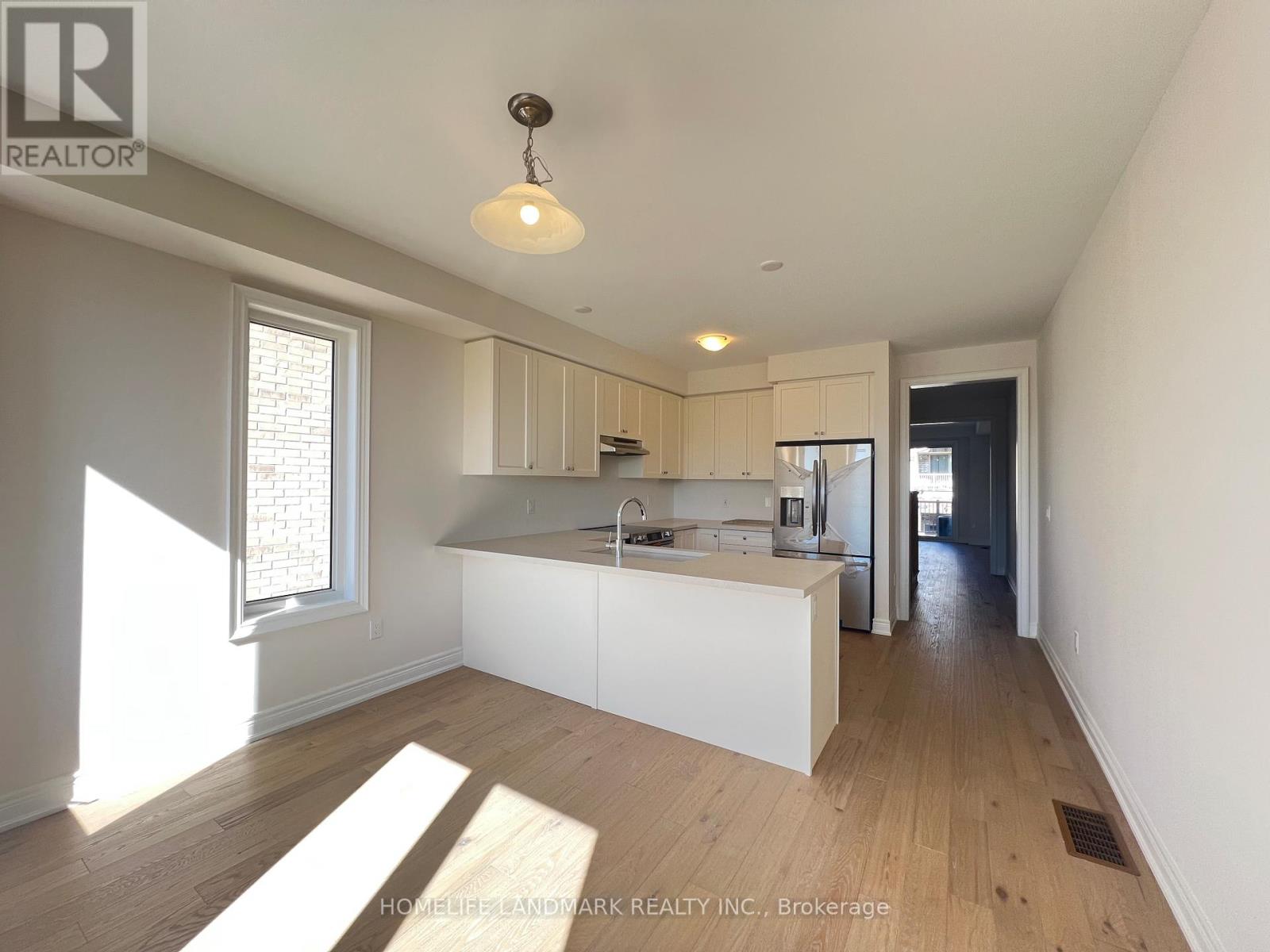 2808 Tippett Mews, Pickering, Ontario  L1X 0R6 - Photo 18 - E12932714