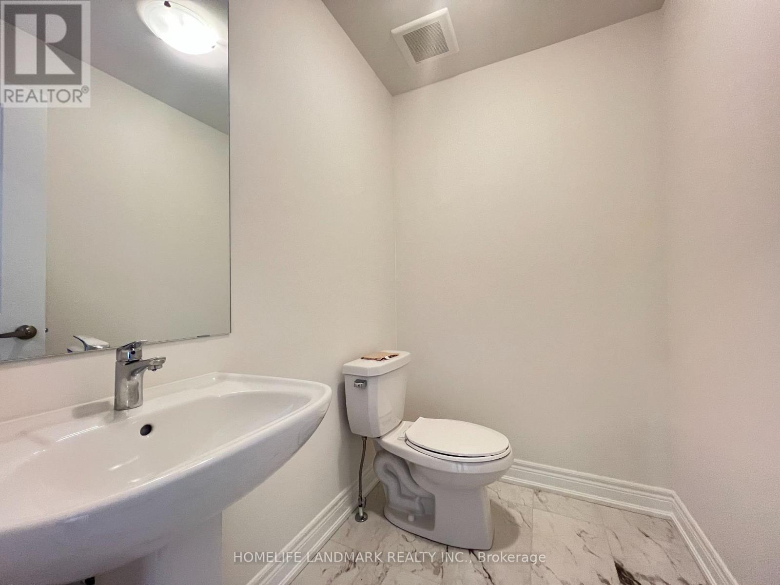 2808 Tippett Mews, Pickering, Ontario  L1X 0R6 - Photo 15 - E12932714