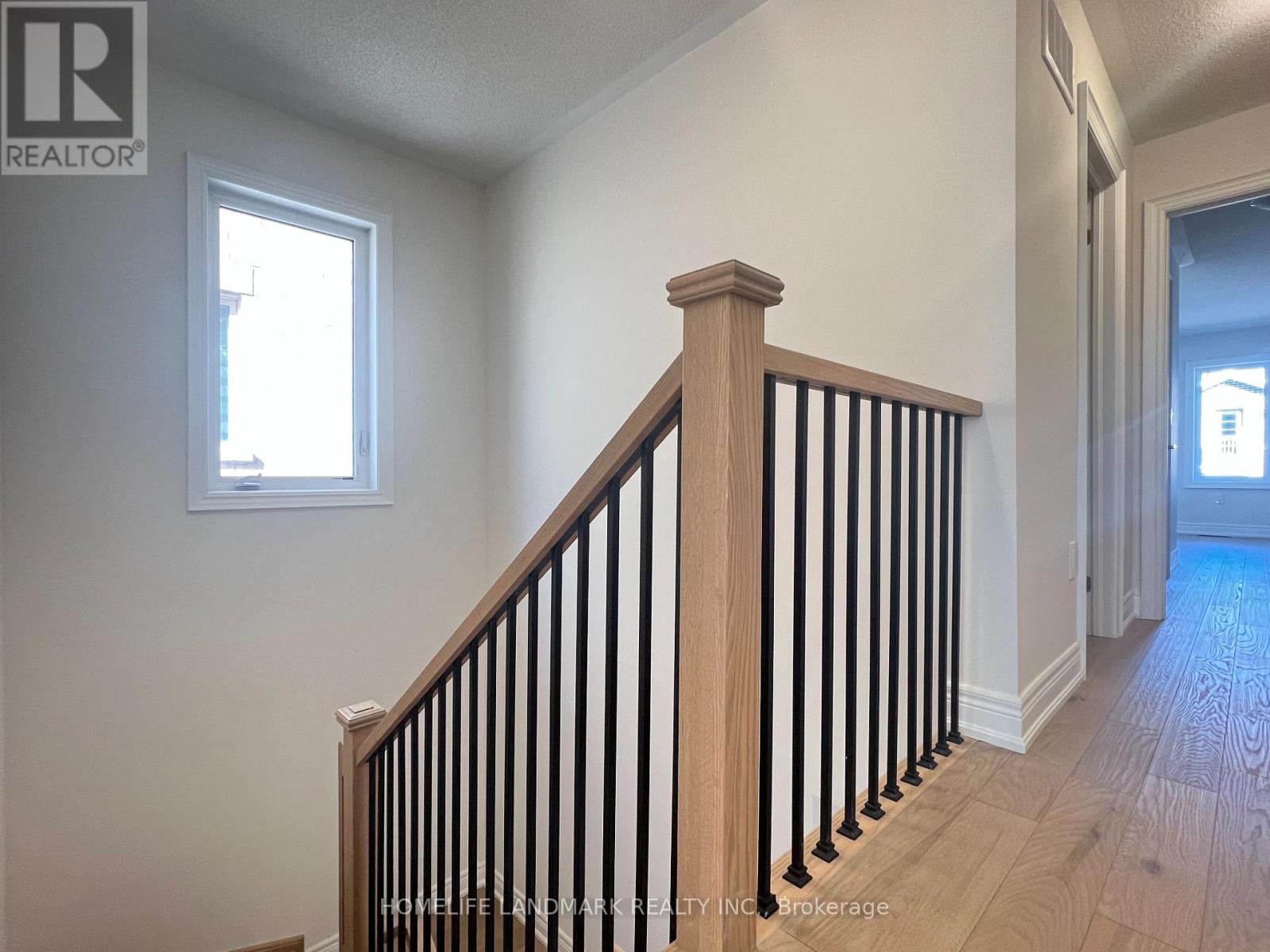 2808 Tippett Mews, Pickering, Ontario  L1X 0R6 - Photo 7 - E12932714