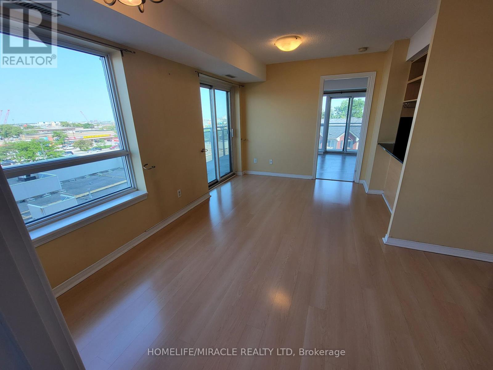 503 - 215 Queen Street E, Brampton, Ontario  L4W 0A9 - Photo 12 - W12932696