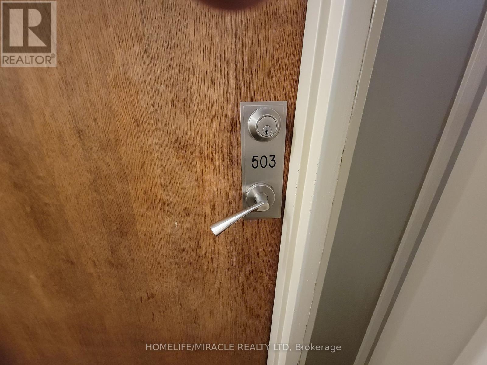 503 - 215 Queen Street E, Brampton, Ontario  L4W 0A9 - Photo 4 - W12932696