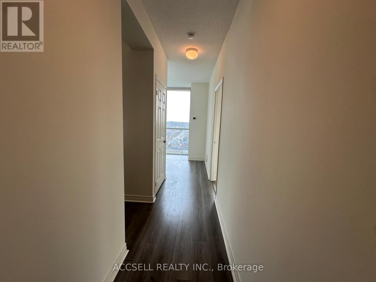 1006 - 339 Rathburn Road W, Mississauga, Ontario  L5B 0K6 - Photo 10 - W12932700