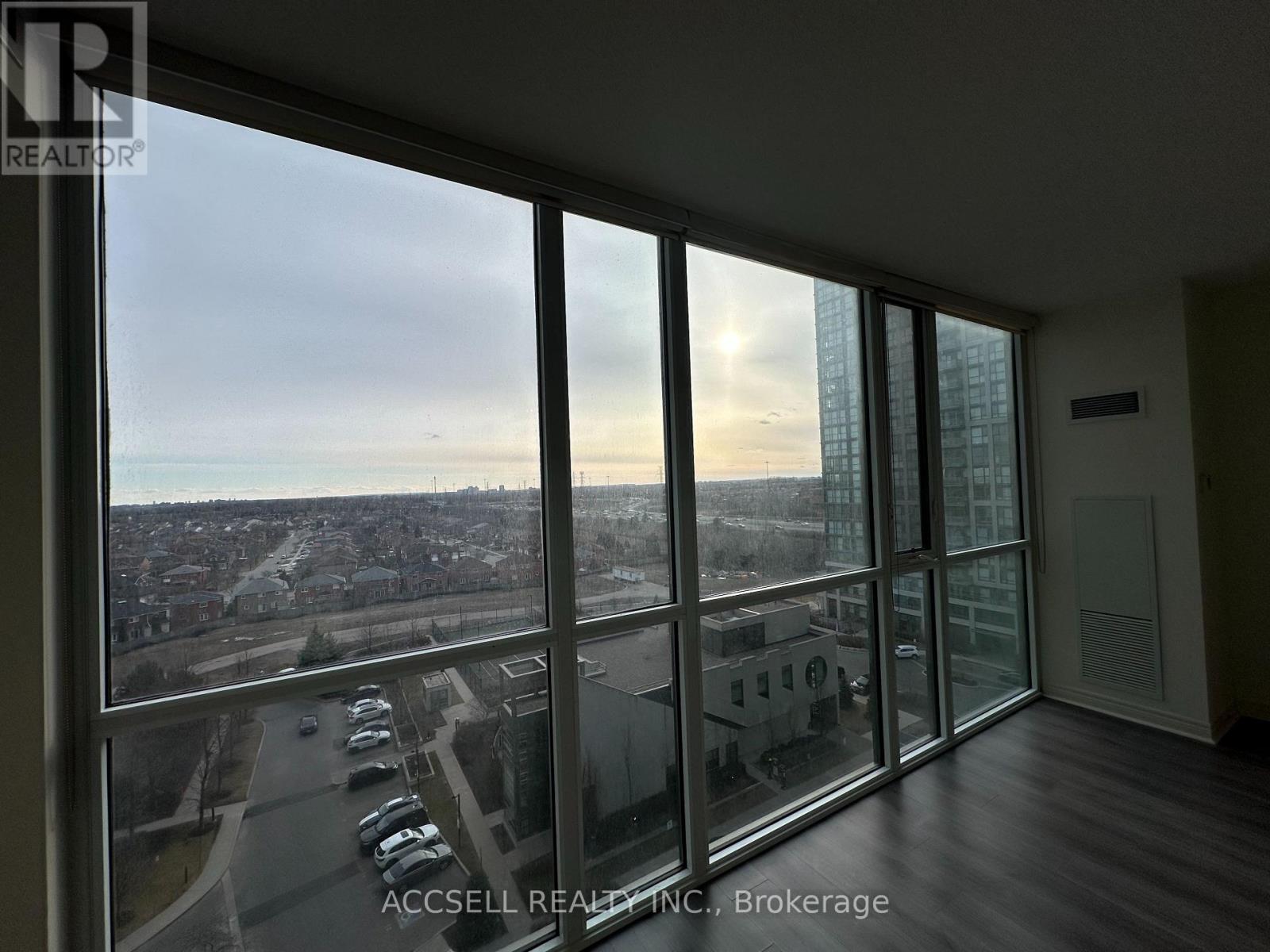 1006 - 339 Rathburn Road W, Mississauga, Ontario  L5B 0K6 - Photo 18 - W12932700