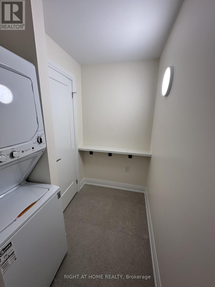 Lower - 187 Oak Avenue, Hamilton, Ontario  L8L 5M9 - Photo 7 - X12932708