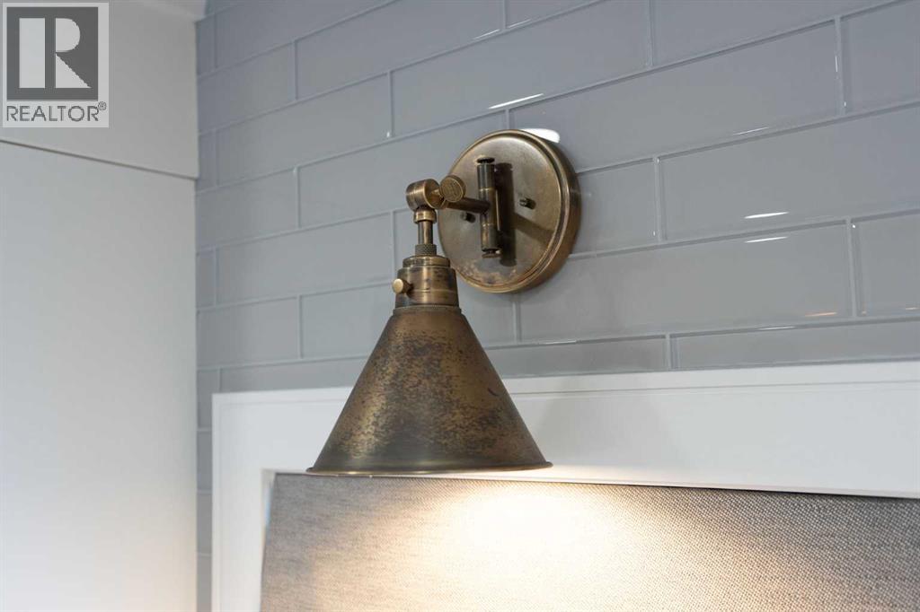 6308 Lacombe Way Sw, Calgary, Alberta  T3E 5T3 - Photo 18 - A2294963