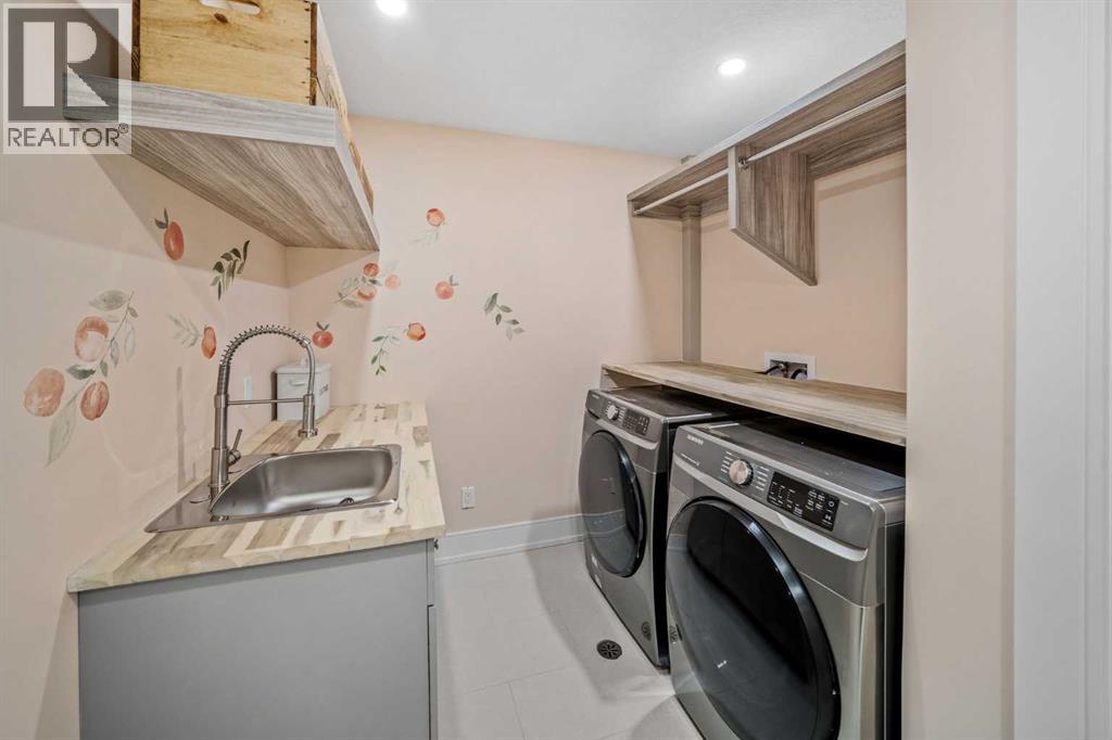 6308 Lacombe Way Sw, Calgary, Alberta  T3E 5T3 - Photo 47 - A2294963