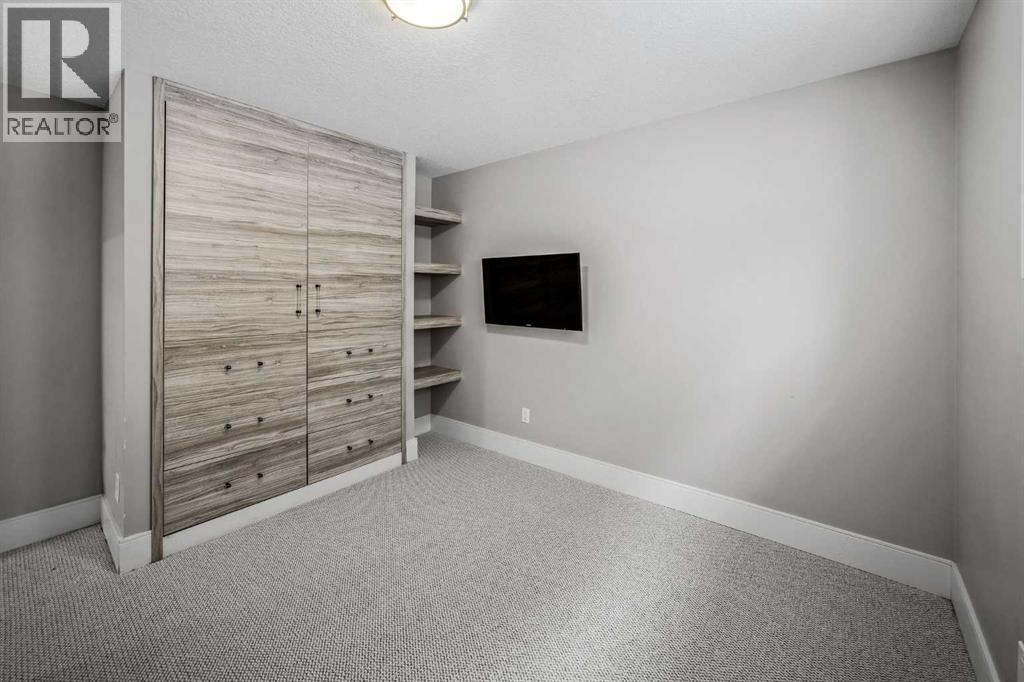 6308 Lacombe Way Sw, Calgary, Alberta  T3E 5T3 - Photo 46 - A2294963