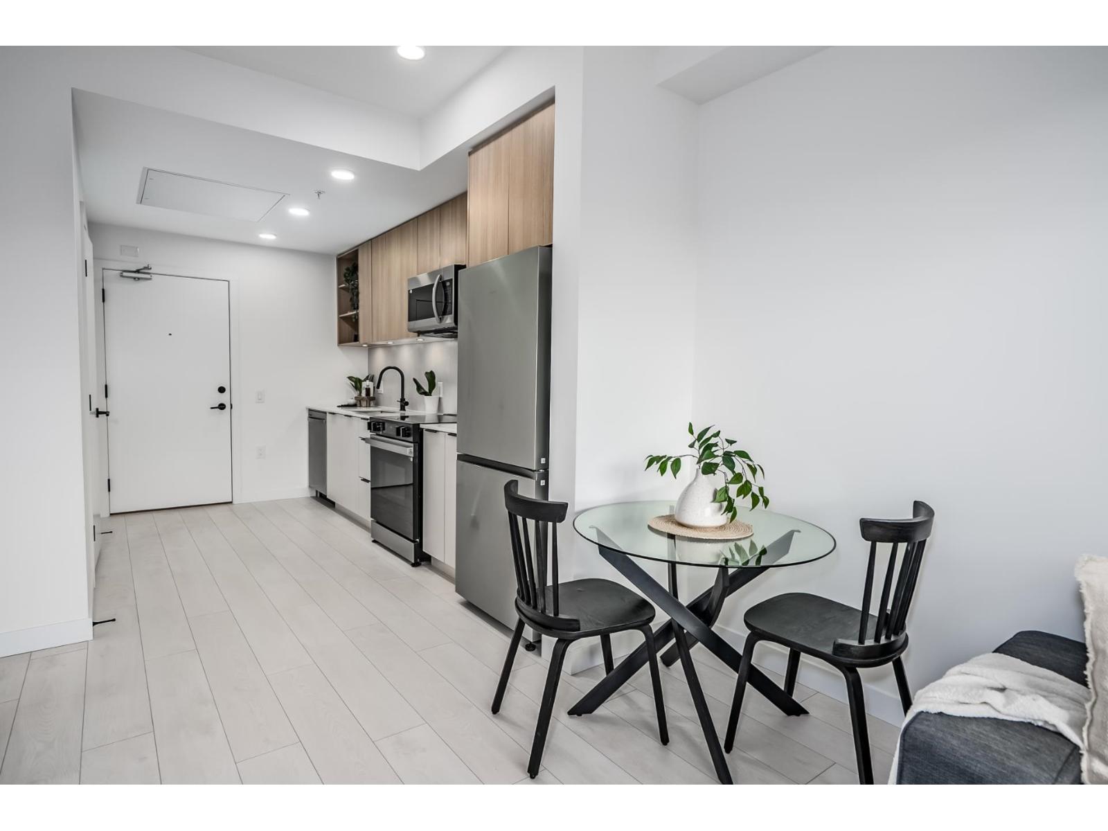 615 13439 94a Avenue, Surrey, British Columbia V3V 0G9 - Photo 7 - R3102344