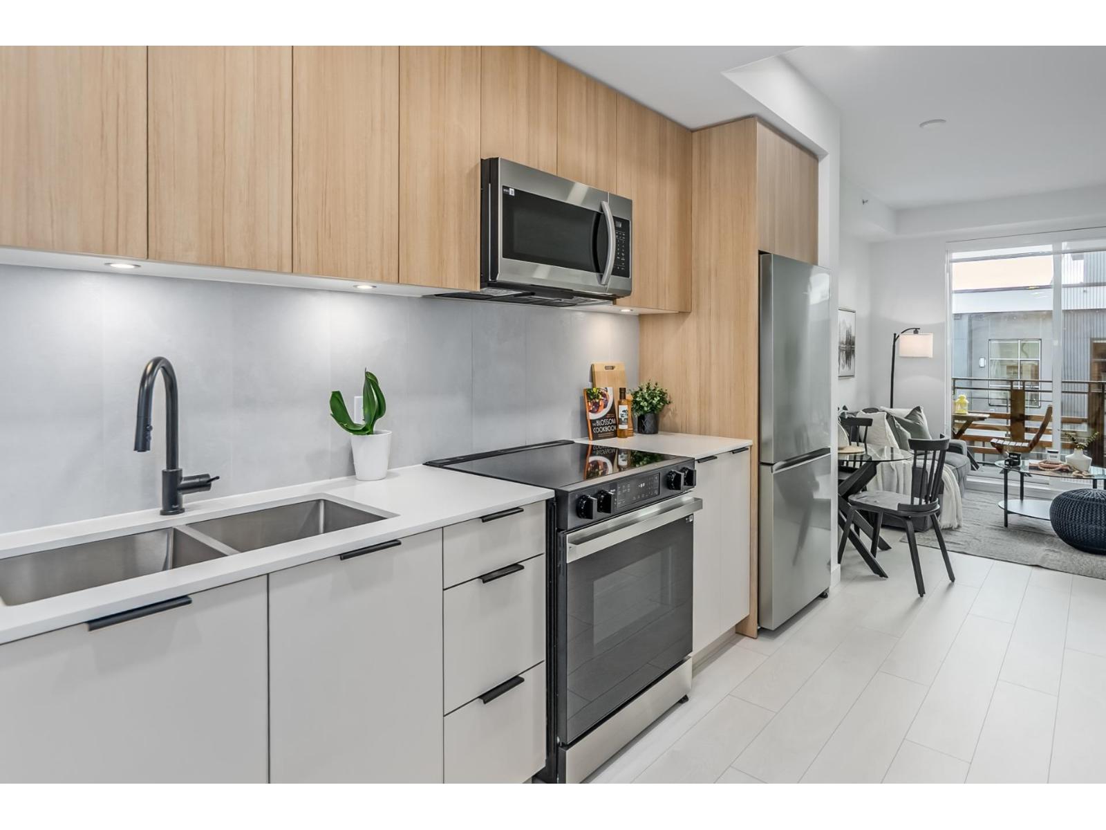 615 13439 94a Avenue, Surrey, British Columbia V3V 0G9 - Photo 8 - R3102344