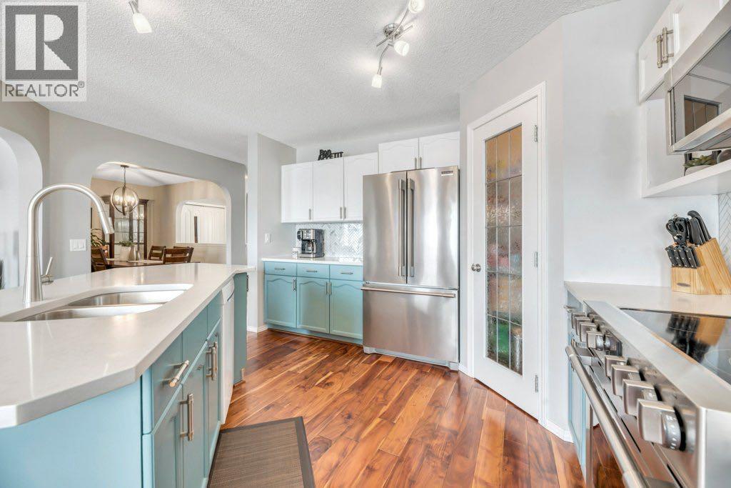 144 Springmere Close, Chestermere, Alberta  T1X 1J9 - Photo 13 - A2293499