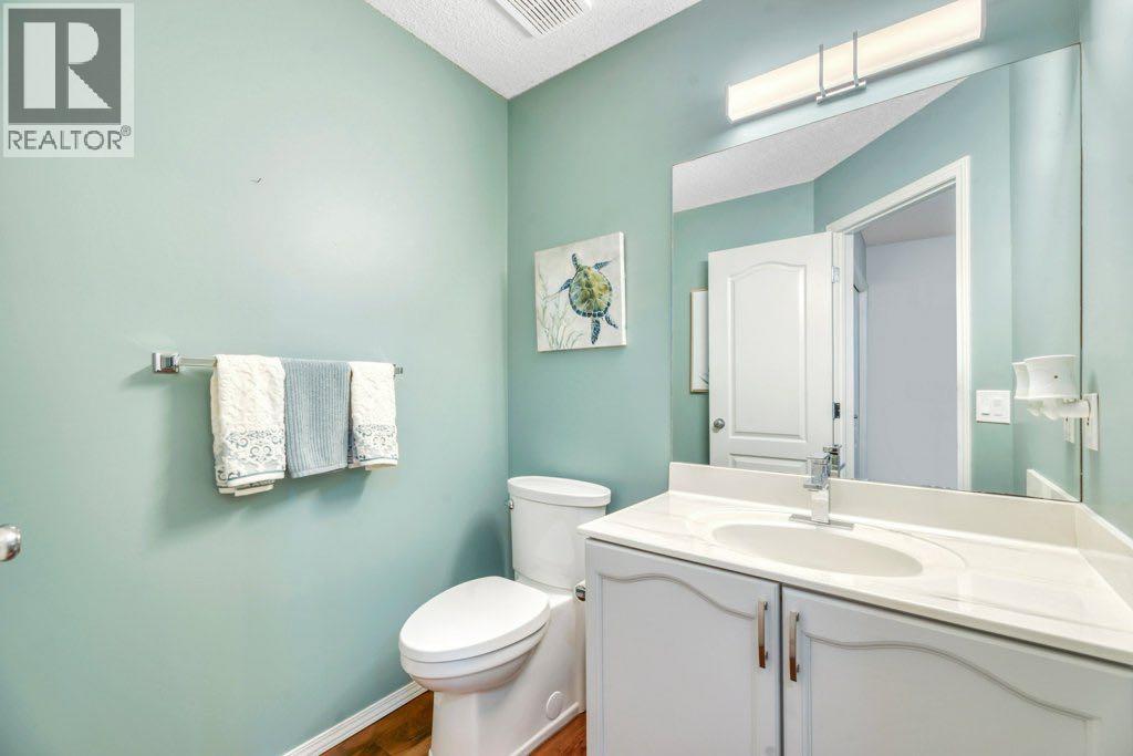 144 Springmere Close, Chestermere, Alberta  T1X 1J9 - Photo 19 - A2293499