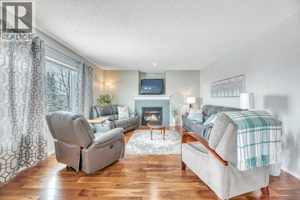 144 Springmere Close, Chestermere, Alberta  T1X 1J9 - Photo 14 - A2293499