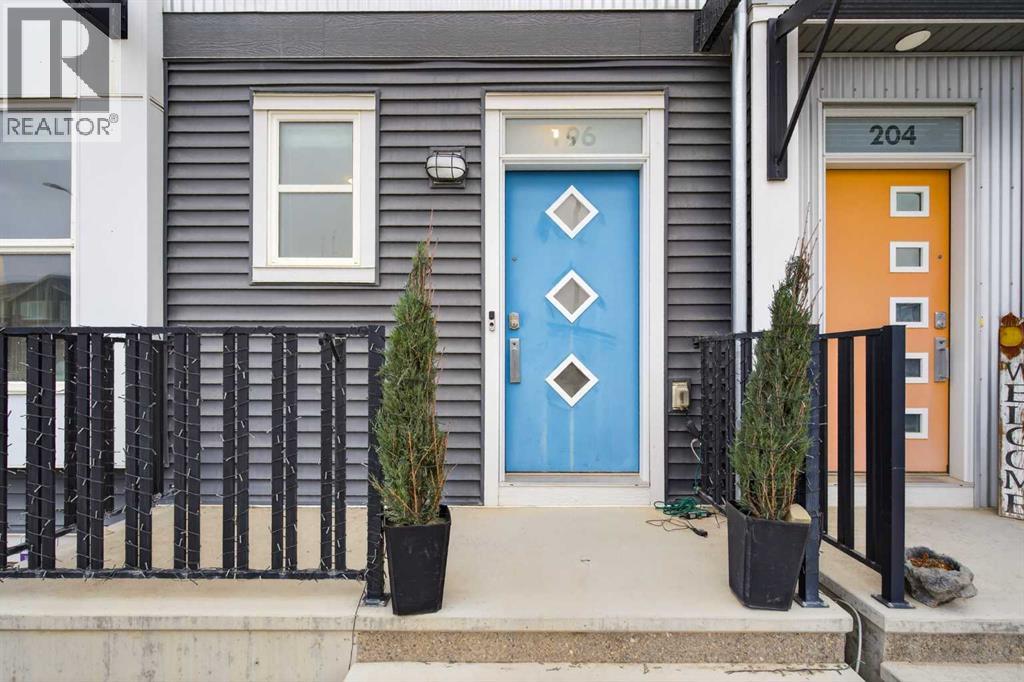 196 Livingston View Ne, Calgary, Alberta T3P 0Z9 - Photo 5 - A2296716
