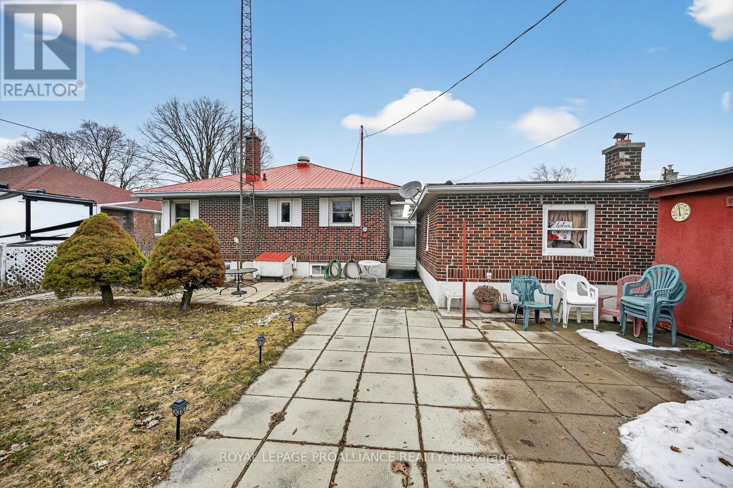 80 Sevenoaks Avenue, Brockville, Ontario  K6V 2V4 - Photo 11 - X12932746