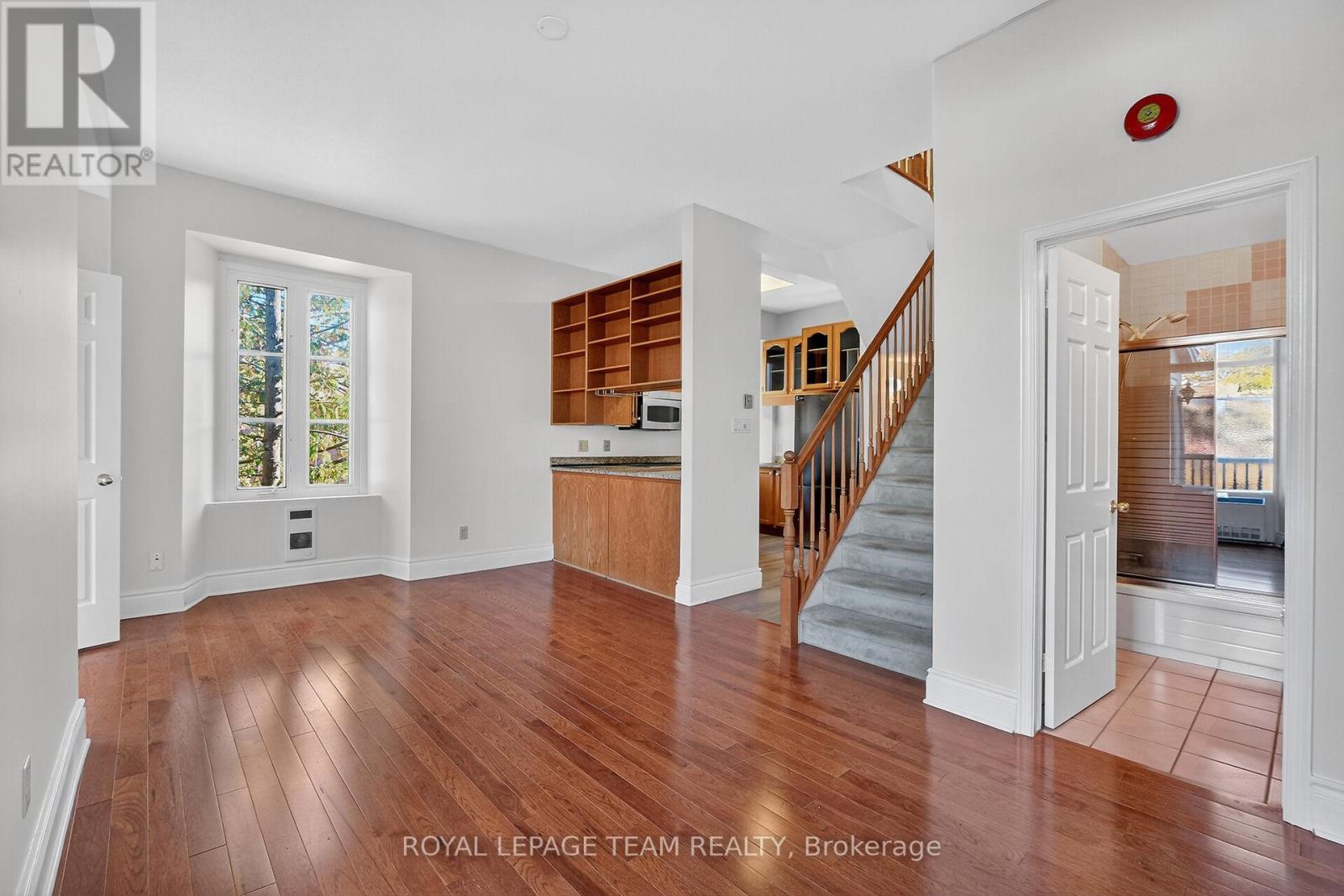 6 - 635 Richmond Road, Ottawa, Ontario  K2A 0G6 - Photo 19 - X12442528