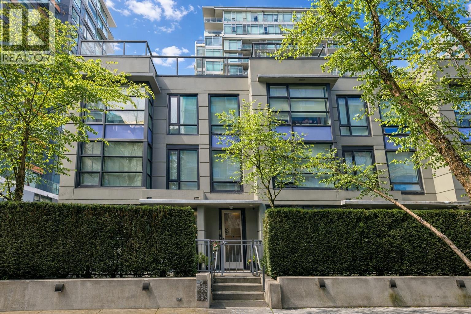 156 W 1st Avenue, Vancouver, British Columbia  V5Y 0H6 - Photo 2 - R3090913