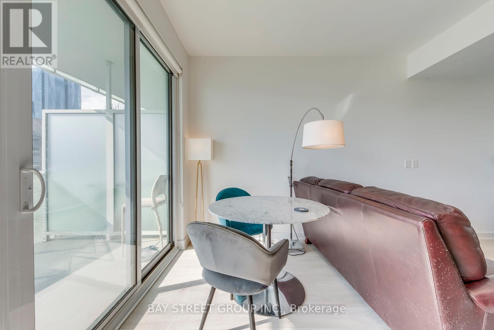 2905 - 15 Queens Quay E, Toronto, Ontario  M5E 0C5 - Photo 17 - C12932732