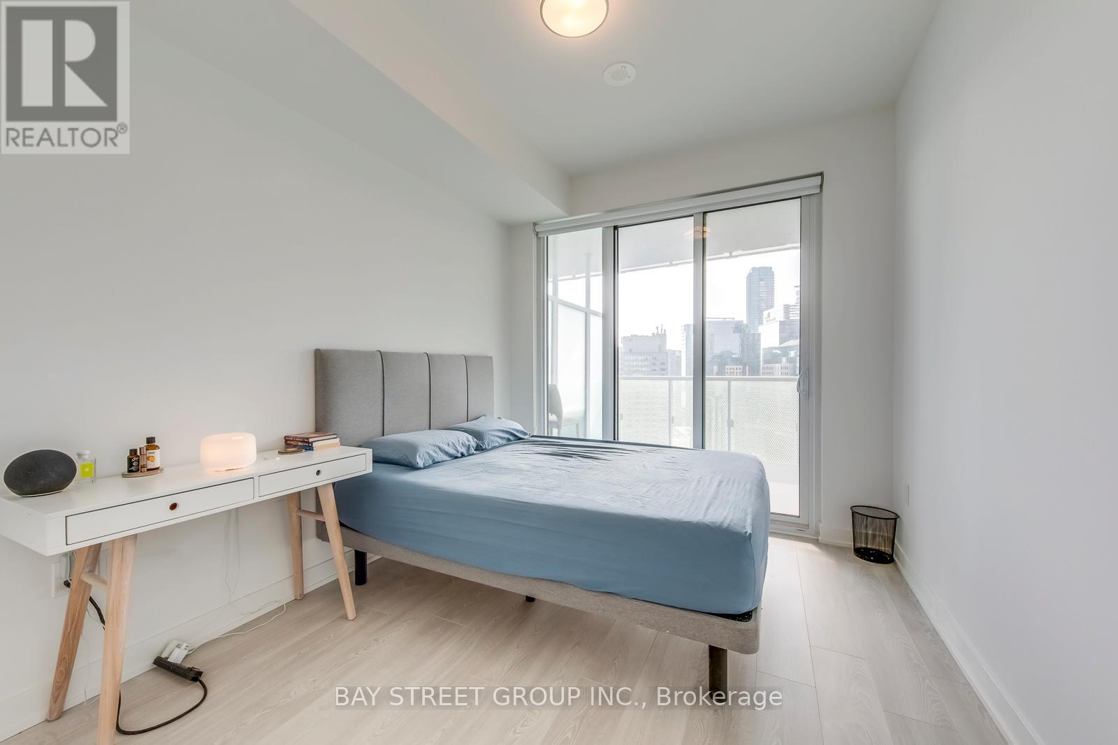 2905 - 15 Queens Quay E, Toronto, Ontario  M5E 0C5 - Photo 19 - C12932732