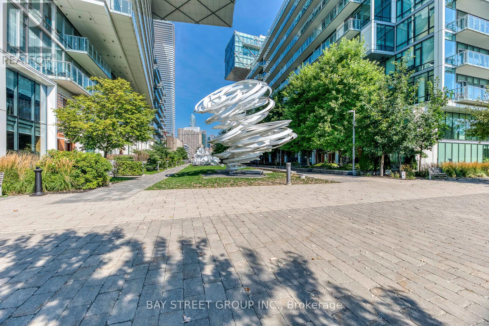 2905 - 15 Queens Quay E, Toronto, Ontario  M5E 0C5 - Photo 37 - C12932732