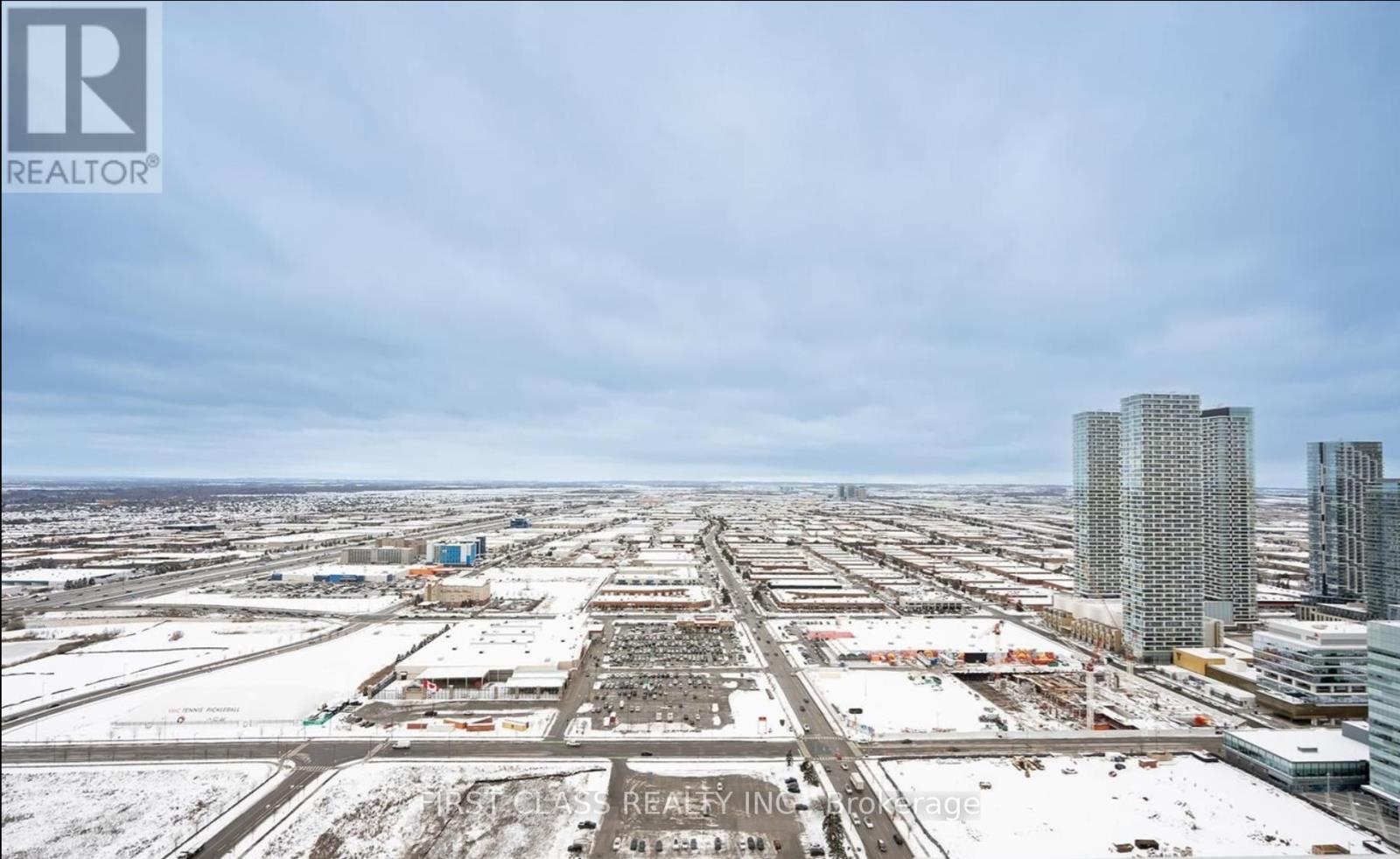 3703 - 8 Interchange Way, Vaughan, Ontario  L4K 5Z7 - Photo 3 - N12932742