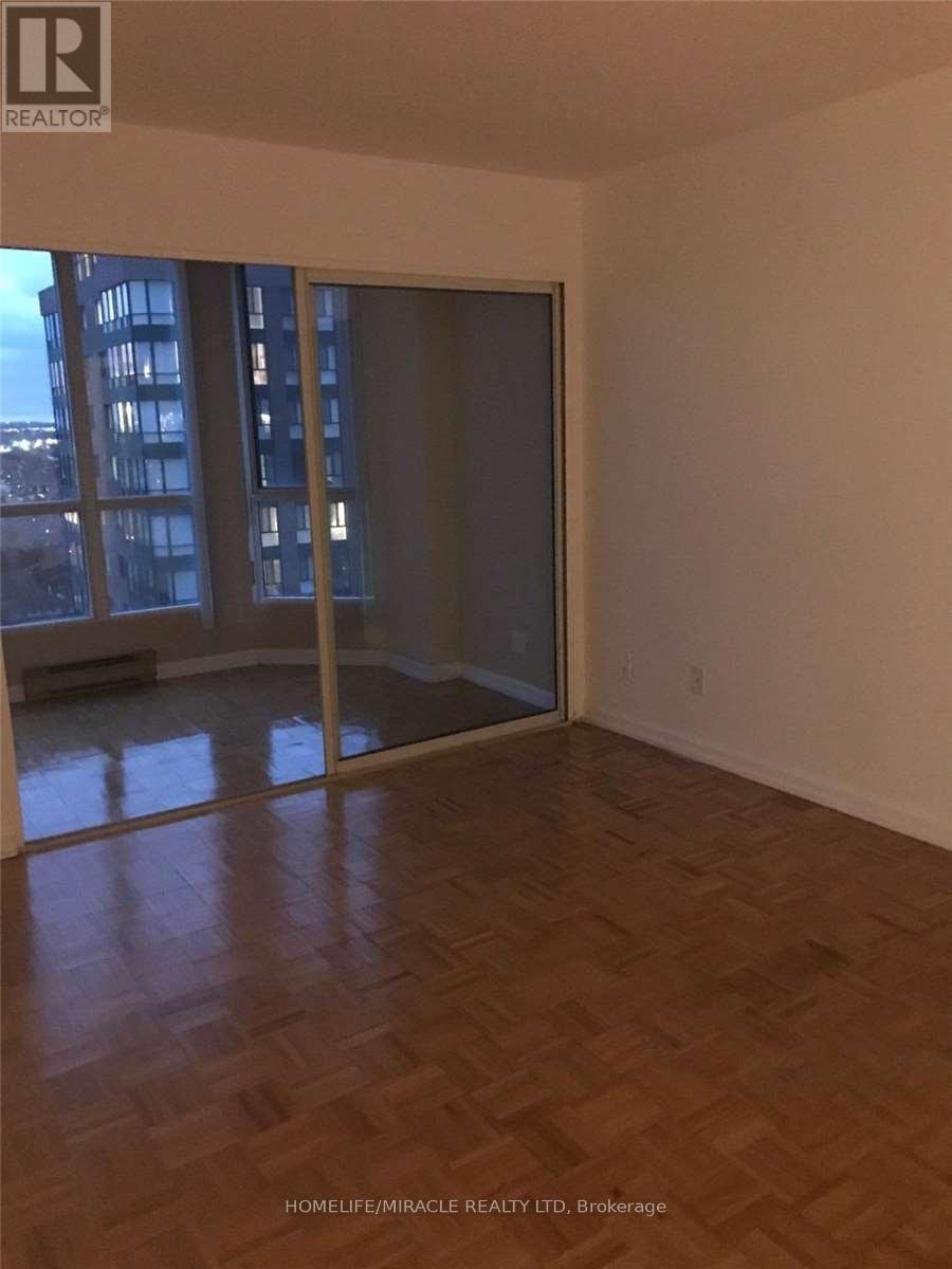 2116 - 145 Hillcrest Avenue, Mississauga, Ontario  L5B 3Z1 - Photo 6 - W12932740