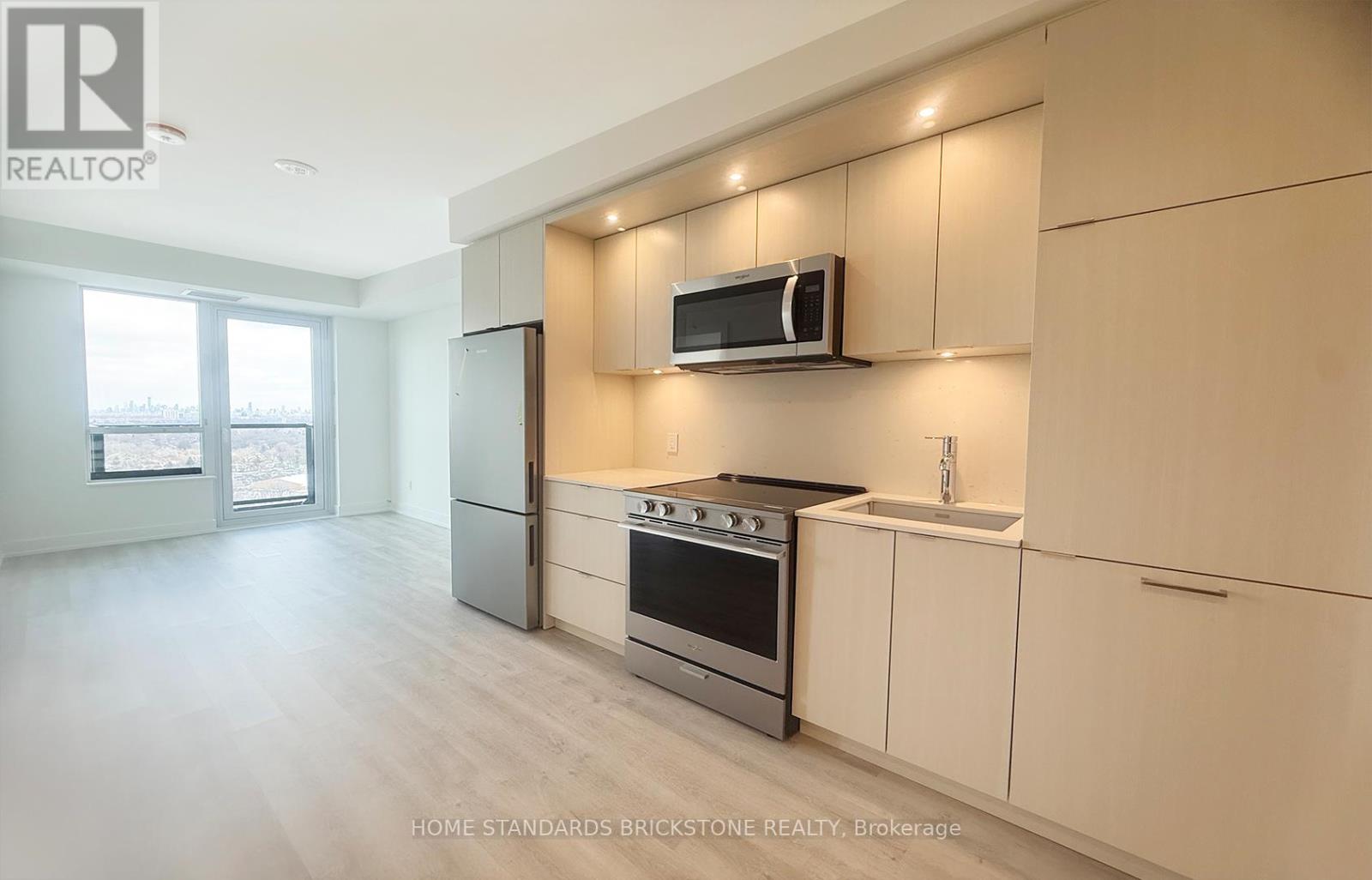 2302 - 60 Central Park Road, Toronto, Ontario  M9A 0E6 - Photo 2 - W12932748