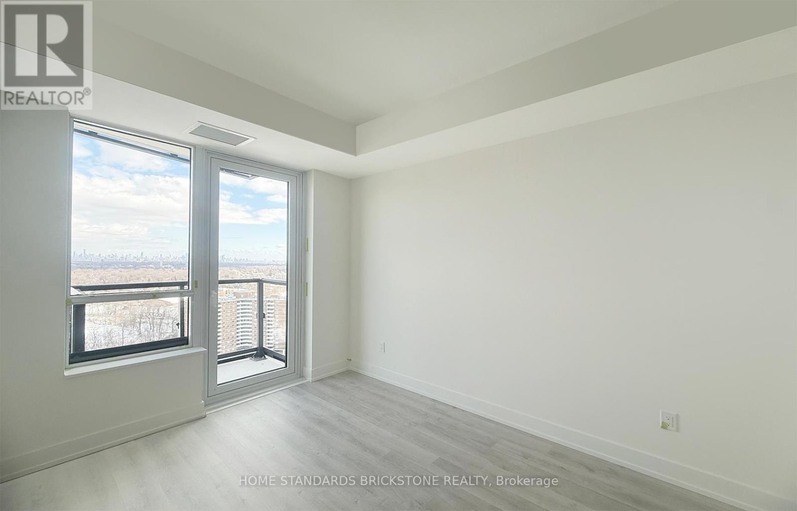 2302 - 60 Central Park Road, Toronto, Ontario  M9A 0E6 - Photo 6 - W12932748